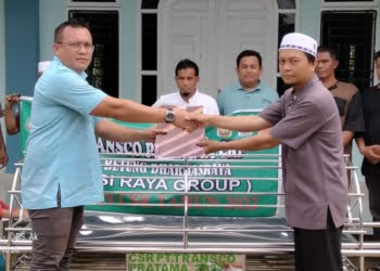 PT Transco Pratama Kucurkan Dana CSR Bidang Sosial Keagamaan Rp10 Juta Pada Masjid Raya Ampang Kuranji