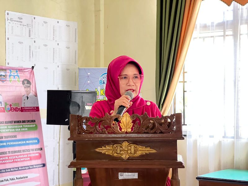 Ketua PPK Pasaman Barat Titi Hamsuardi