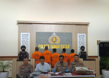Tim Tarantula Satresnarkoba Polres Tanah Datar Gagalkan 10 Kg Ganja