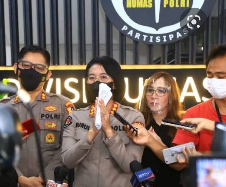 Kabagpenum Divisi Humas Polri Kombes Nurul Azizah