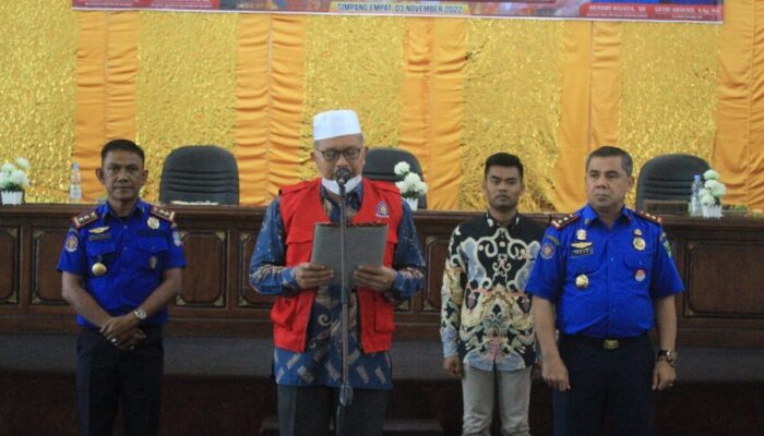 133 Relawan Pemadam Kebakaran Pasaman Barat Dikukuhkan Bupati Hamsuardi