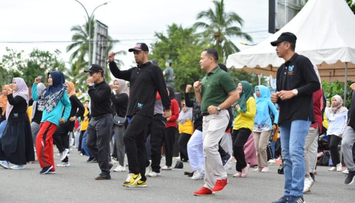 Peringatan HKN ke-58, Dinkes Sijunjung Gelar Senam Massal