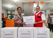 Peduli Gempa Cianjur, PT Semen Padang Serahkan 100 Kg Rendang ke BPBD Sumbar