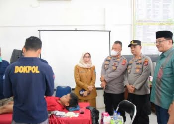 Gratis dan Berhadiah, 89 Anak Sunatan Bersama Tim Silungkang Peduli dan Bidokes Polda Sumbar