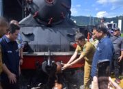 Keren! Kereta Api “Mak Itam” Sawahlunto Kembali Mengaung, Wisatawan Disuguhkan Terowongan Lubang Kalam