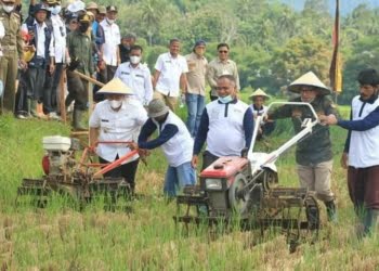 Tutup Tahun 2022, Tanah Datar Lepas dari Nagari Sangat Tertinggal
