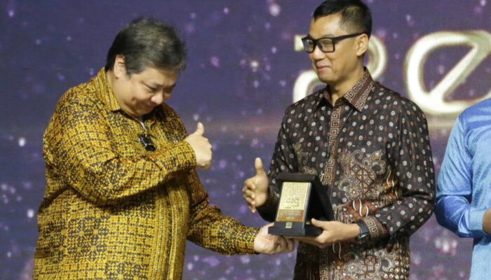 Dirut PLN Dapat Jempol Spesial dari Menko Perekonomian di Malam Apresiasi KTT G20 2022