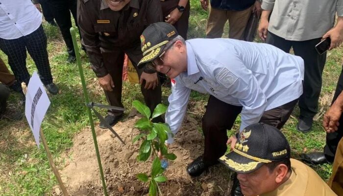 Selama Dua Hari di Sumbar, Wamentan Arfiq Hasnul Qolbi Serap Aspirasi Petani