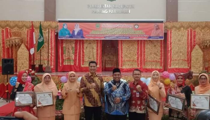 DWP Kabupaten Padang Pariaman Peringati HUT Ke-23, Bupati Suhatri Bur:  Era Digital Kaum Ibu Harus Cerdas