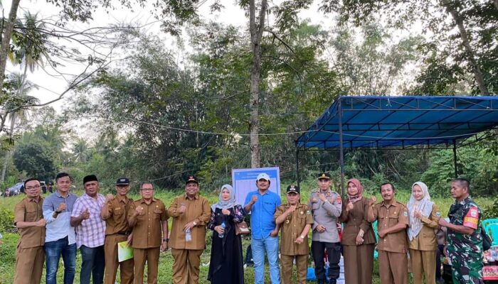 Bupati Padang Pariaman Suhatri Bur Resmi Buka Liga Wali Nagari Balah Aie