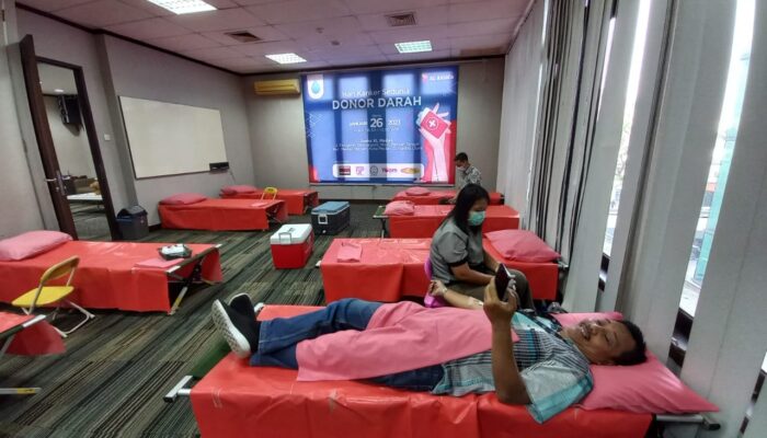 Peringati Hari Kanker, XL Axiata-Komunitas Jurnalis Gelar Donor Darah