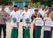 Luar Biasa Solok Selatan, Seluruh Siswa Baru Diberi Seragam Sekolah Gratis