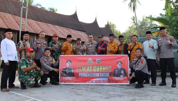 Kapolres Sijunjung Serap Aspirasi Warga Melalui Jumat Curhat