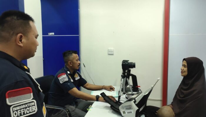Imigrasi Non TPI Agam Berikan Layanan Paspor Simpatik dan Eazy Paspor