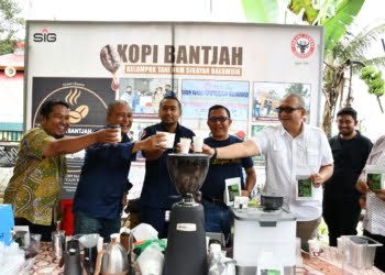 Wagub Sumbar Resmikan Kopi Bantjah Binaan PT Semen Padang ke Pasar