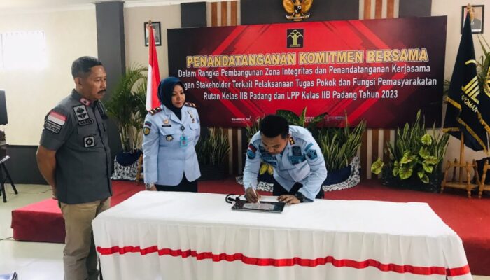 Tingkatkan Pelayanan Berintegritas, Rutan Padang Canangkan Komitmen Pembangunan Zona Integritas