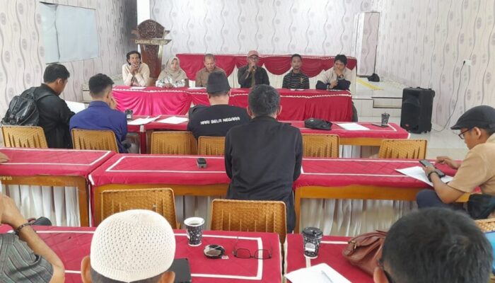 Nanda Wirawan Angkat Kembali Songket Canduang