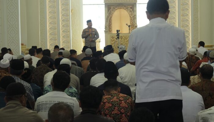 Jumat Curhat di Masjid Al Hakim, Ini Penyampaian Kapolda Sumbar!