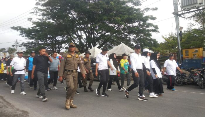 Kemenag Solok Selatan Gelar Gerak Jalan Kerukunan