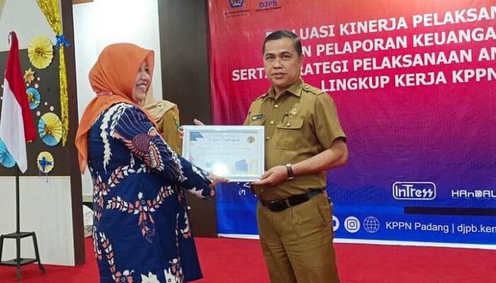 Kota Pariaman Terbaik Pengelola Dana Desa Tahun 2022