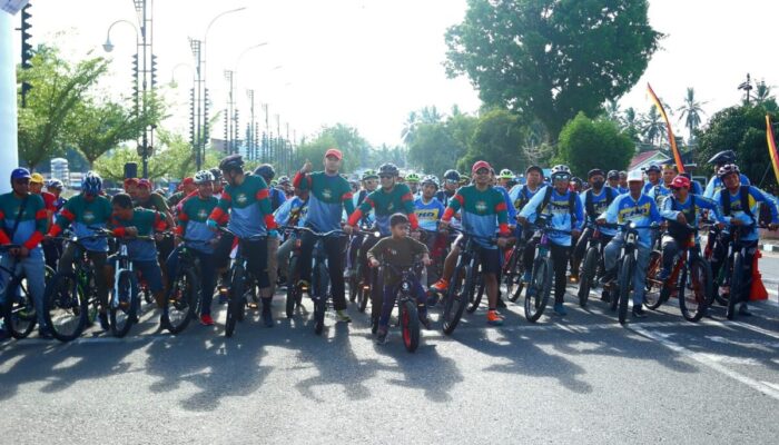 Meriahkan HJK Sijunjung ke-74, Ratusan Peserta Fun Bike Nikmati Pemandangan Silokek