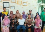 Kepala MIN 3 Padang Yul Efendi Serahkan SK Koordinator Madrasah