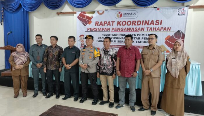 Bawaslu Pasaman Barat Gelar Rakor Pemutakhiran Data Pemilih