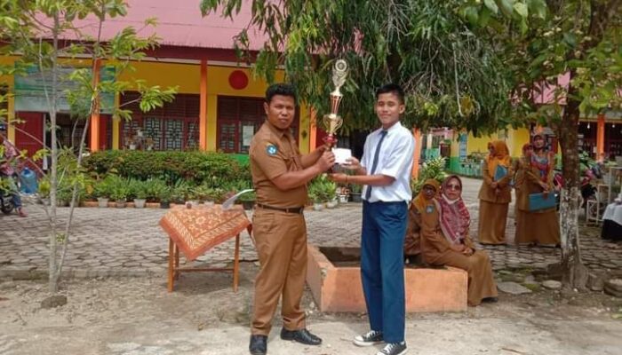 Siswa SMPN 2 Batang Kapas Sabet Medali Perunggu OSN