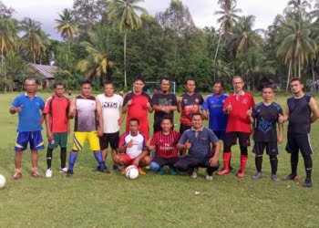 Legenda Pesepak Bola Kecamatan VII Koto Bentuk Tim U45 Plus dan Gelar Laga Silaturahmi