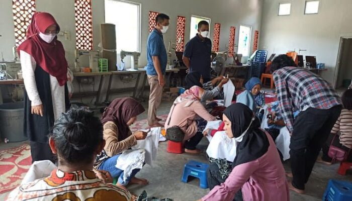 Desa Santua Fokus Kembangkan UMKM Batik dan Rumah Burung