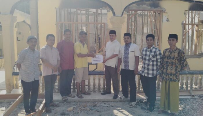 Pengurus Nagari Sungai Asam Peduli Salurkan Donasi ke Surau Parang Kandang/TPA Nurul Ilmi Palak Tingga