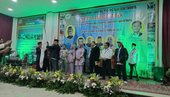 Ketua IK LIMKOS DKI Jakarta Lantik IKGPS Periode 2022-2025