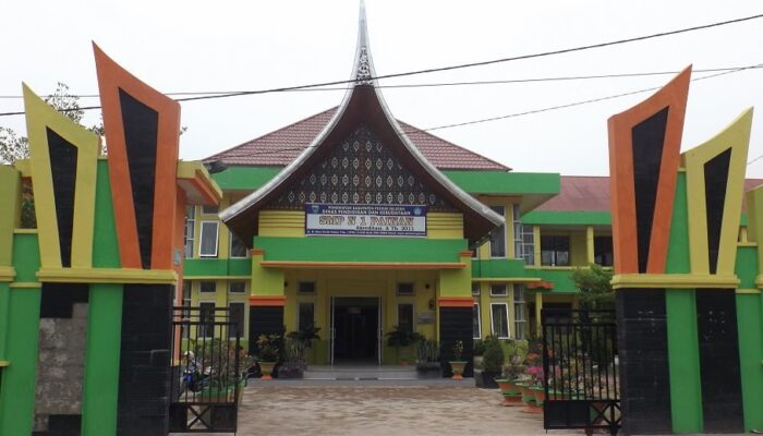 SMPN 1 Painan, Sekolah Berprestasi dalam Lintasan Sejarah