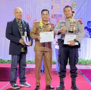 SMA Praja Taruna Sumbar