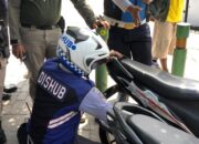 Dishub Padang Mulai Tegas… Kendaraan Parkir Sembarangan dan Berdagang di Atas Trotoar Langsung Ditindak