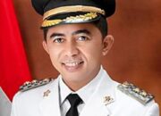 Wabup Pesisir Selatan Dukung Sekolah Beli Buku Teks