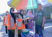 Aksi Sosial, DWP Sumbar Peduli Pedagang Pasar Lubuk Lintah Padang