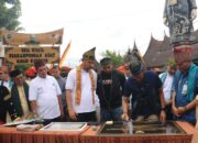 Visitasi Perkampungan Adat Sijunjung, Menparekraf Dorong Desa Wisata Kelas Dunia