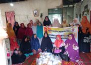 Nevi Zuairina Berbagi Sembako  ke Tengah Masyarakat