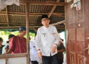 Program SEMATA Berakhir, Pemko Padang Bedah Rumah Yoni Metri