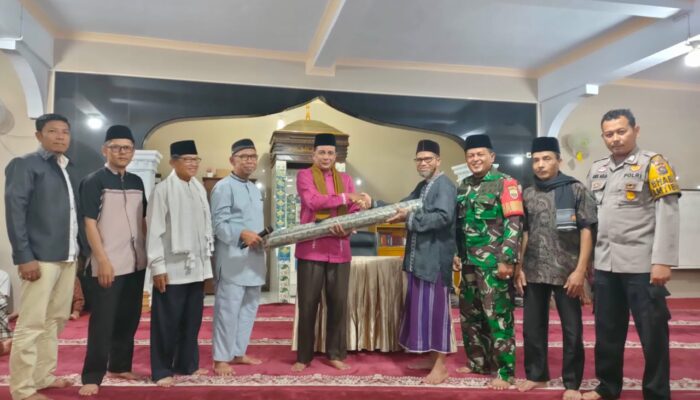 TSR Nagari Tujuah Koto Talago Kunjungi Masjid Raya Padang Japang