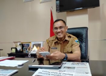 Kepala Dinas Pendidikan dan Kebudayaan Pesisir Selatan, Salim Muhaimin, SPd, MSi