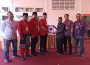 Alex Indra Lukman Pimpin Pendaftaran 65 Bacaleg PDIP ke KPU Sumbar