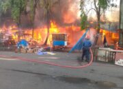 BREAKINGNEWS! Pasar Raya Padang Terbakar