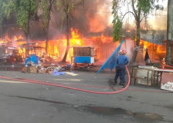 BREAKINGNEWS! Pasar Raya Padang Terbakar