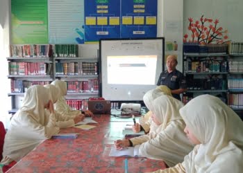 Bekali Santri Skil Menulis, Ponpes Kauman Padang Panjang Gelar Pelatihan Jurnalistik