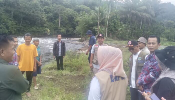 BNPB Kunjungi Lokasi Terdampak Banjir di Nagari Padang Air Dingin