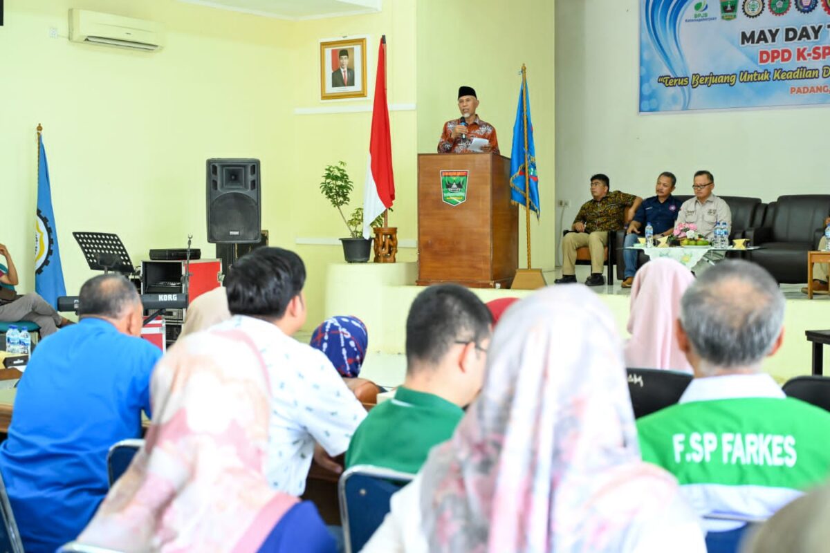 Peringatan Hari Buruh Internasional (May Day) 2023 bertajuk di Aula Disnakertrans Sumbar, Minggu (14/5). IST