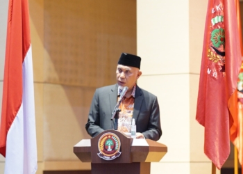 Hadiri Wisuda Unes-AAI, Gubernur Sumbar Sampaikan Orasi Ilmiah