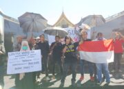 Buntut Pelarangan Liputan, Ratusan Jurnalis Aksi Damai di Kantor Gubernur Sumbar